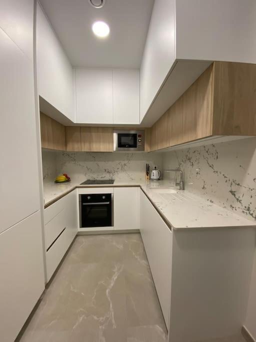 Casa Nola Apartment Торевиеха Екстериор снимка